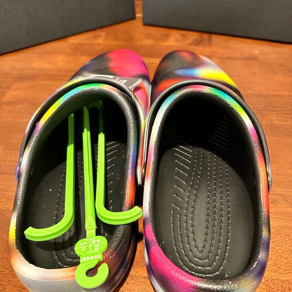 Crocs Adult Bistro Graphic Clog Work Slip Resistant Work Neon Black Mens Size 13 - Picture 4 of 10